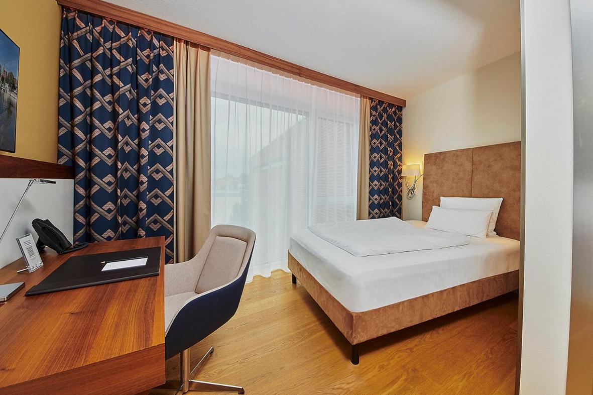 Hotel Hafenspeicher Лер Екстериор снимка