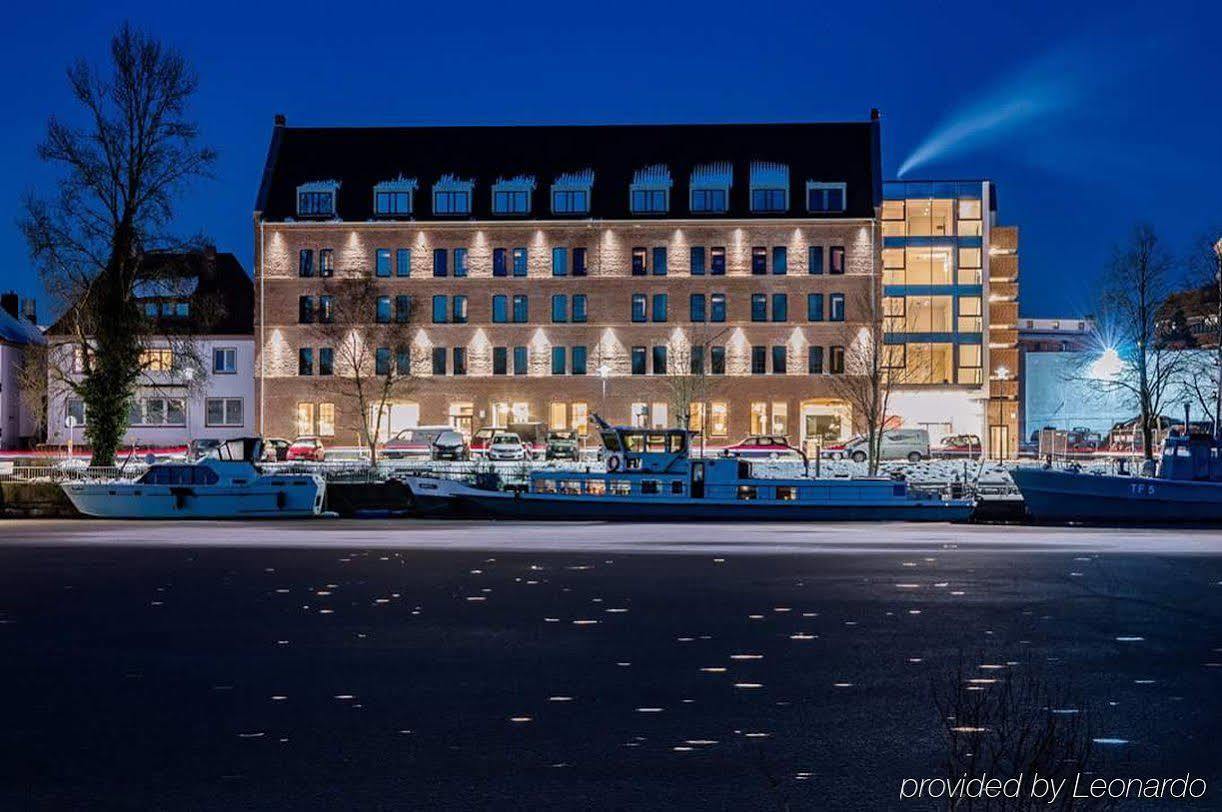 Hotel Hafenspeicher Лер Екстериор снимка