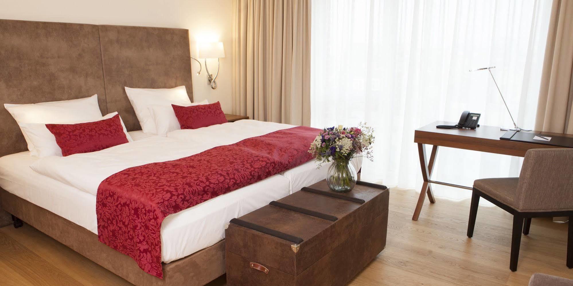 Hotel Hafenspeicher Лер Екстериор снимка